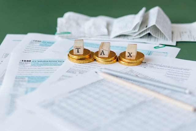 Tax preparation reports